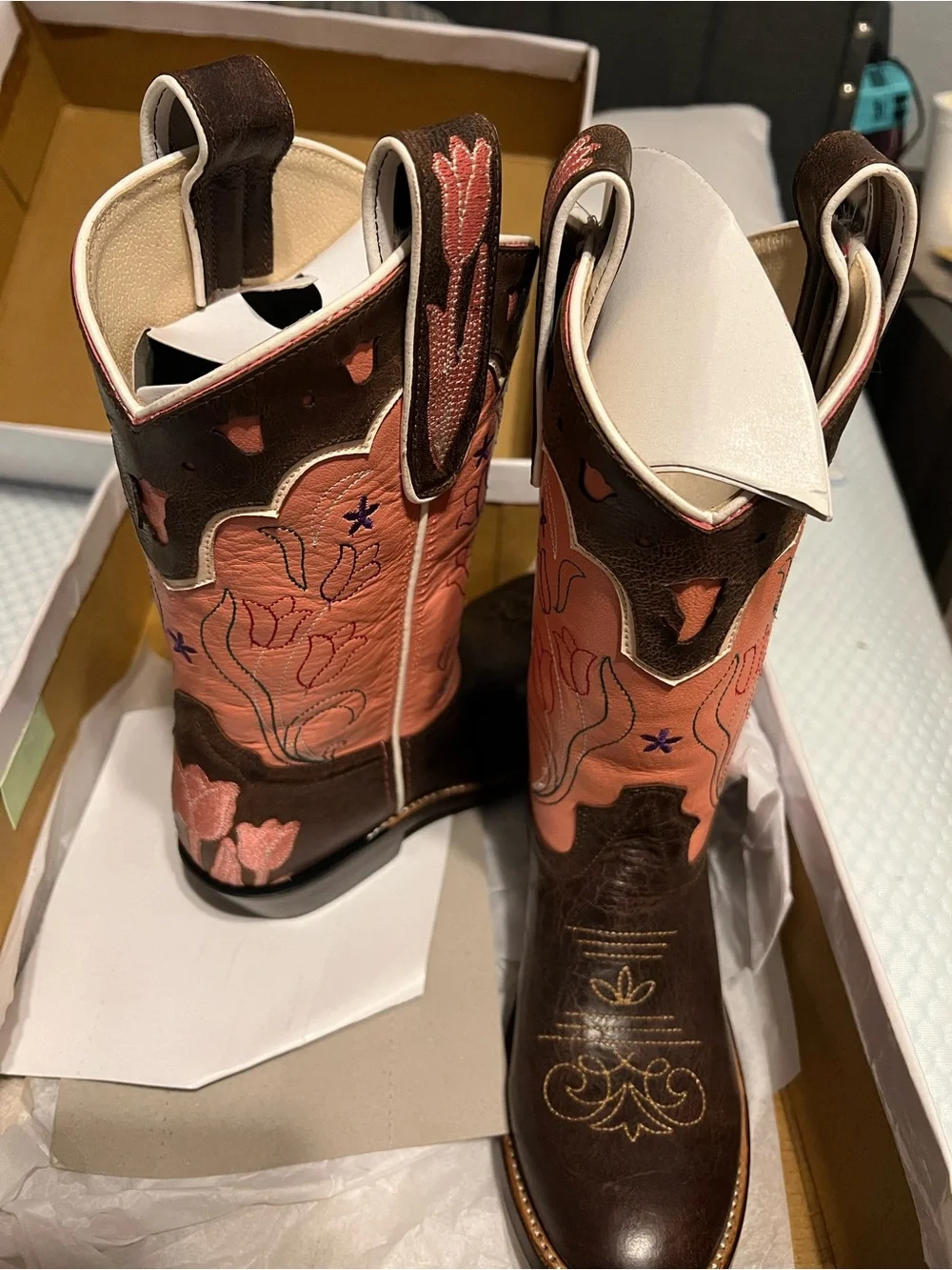 Classic Western youth girl Brown and Pink Embroidered Cowboy Boots